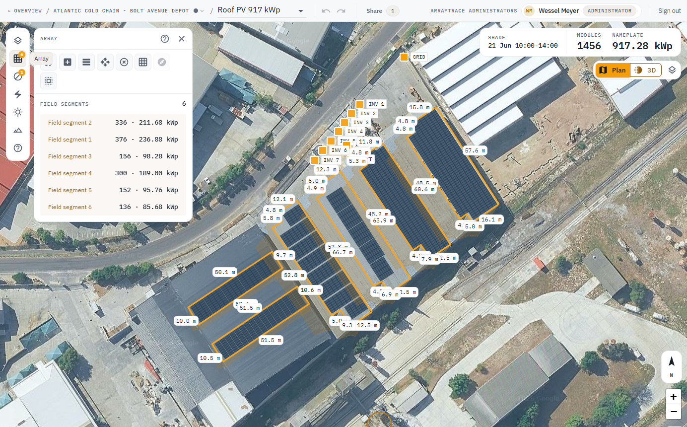 Designer on a warehouse site: Array rail open, six field segments on the roof imagery